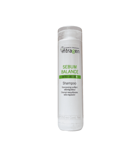 Intragen Shampoo Sebum Balance limpiador seboequilibrante hipoalergénico para limpiar y purificar el cabello 250 Ml - Revlon